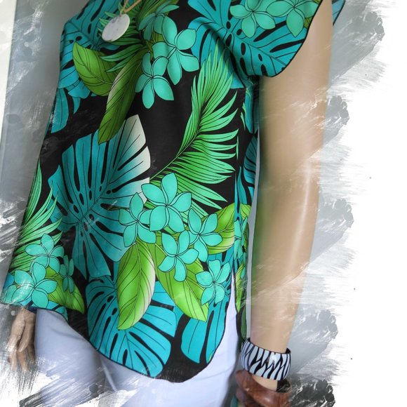 Hawaiian Plumeria Blue - Tropical Polynesian pullover top Cover-up Shirt Travel - Picture 4 of 6